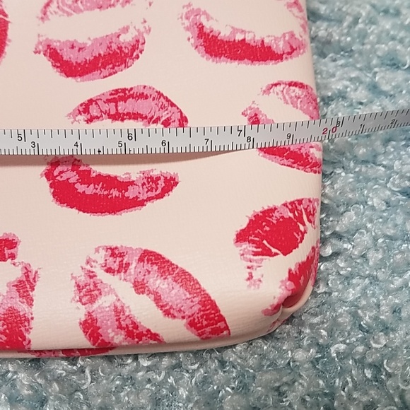 Make up bag or change purse - Picture 3 of 3